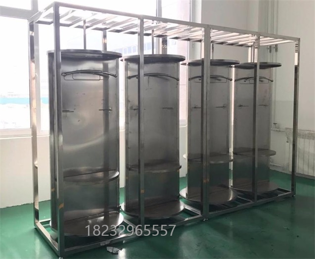 不锈钢战斗服衣架
